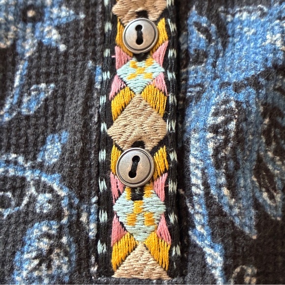 Sundance Thermal Long Sleeve Top Embroidered Placket Blue PXL - Picture 5 of 10